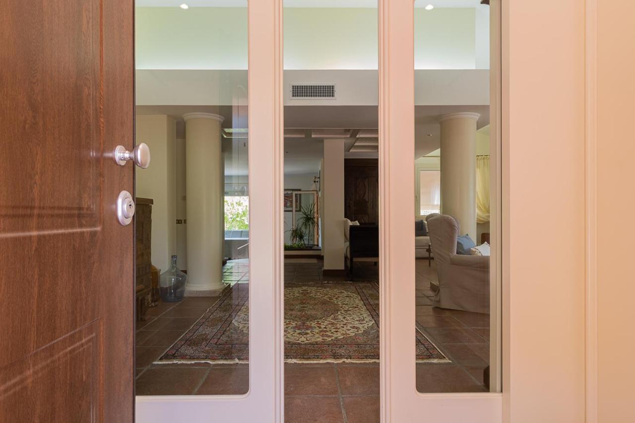 Villa Caterina La Maddalena  外观 照片