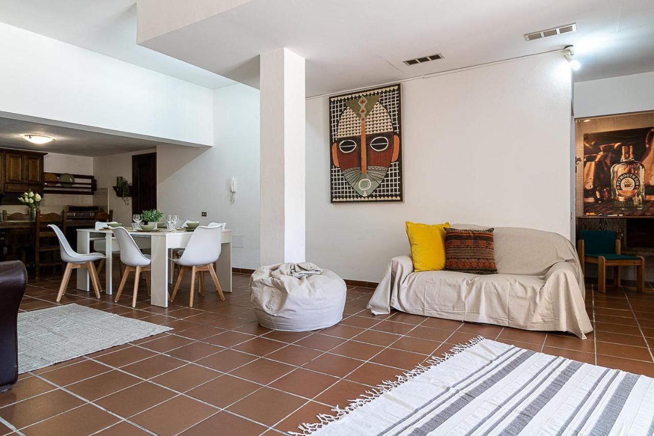 Villa Caterina La Maddalena  外观 照片