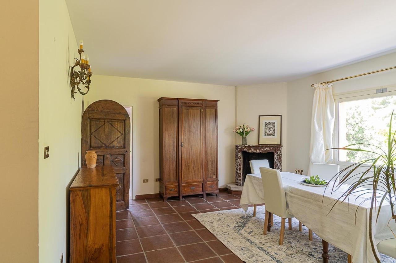 Villa Caterina La Maddalena  外观 照片