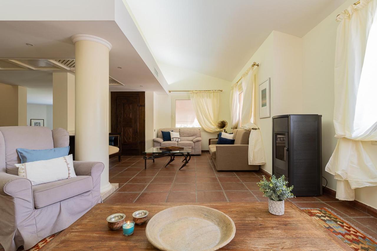 Villa Caterina La Maddalena  外观 照片