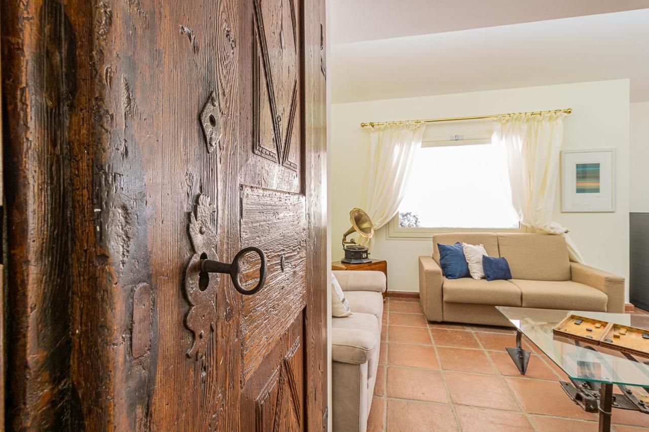 Villa Caterina La Maddalena  外观 照片