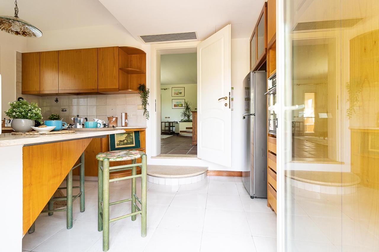 Villa Caterina La Maddalena  外观 照片