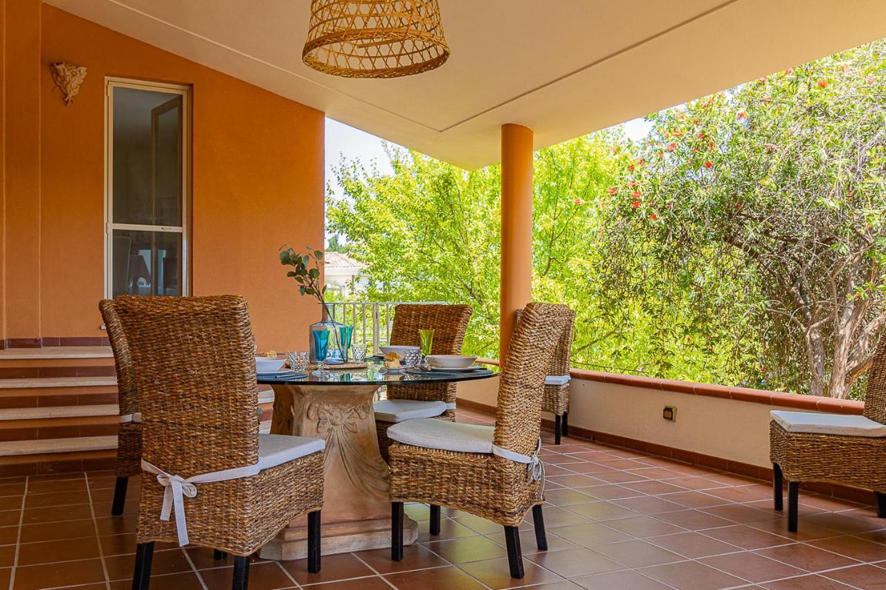 Villa Caterina La Maddalena  外观 照片